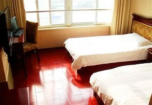 **  Super 8 Hotel Suzhou Le Yuan 中国